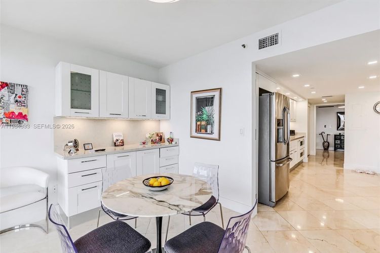 Jockey Club III #1258 image #15