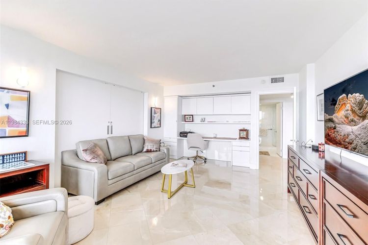 Jockey Club III #1258 image #26