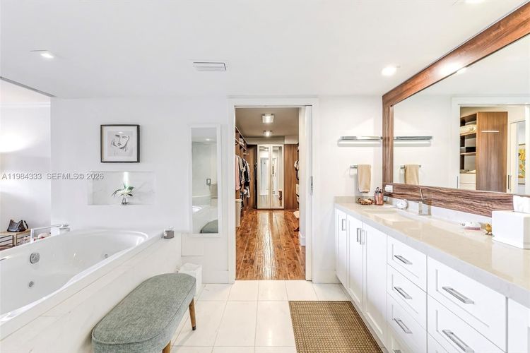 Jockey Club III #1258 image #36