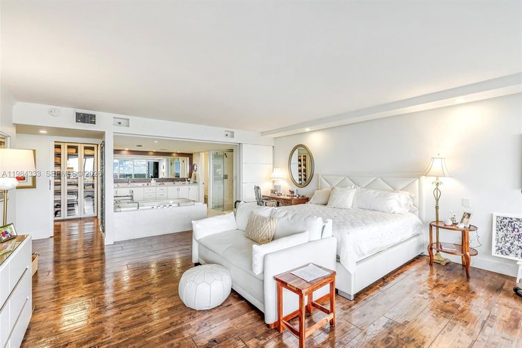 Jockey Club III #1258 image #39