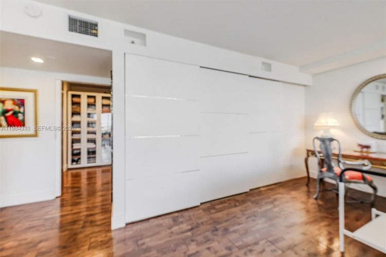 Jockey Club III #1258 image #44