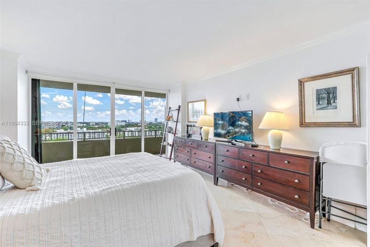 Jockey Club III #1258 image #45