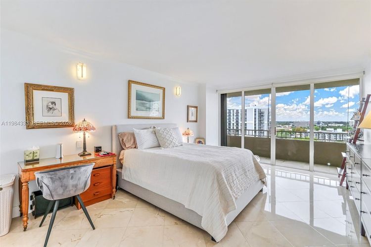 Jockey Club III #1258 image #46