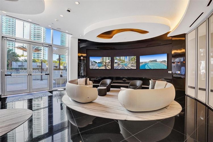 Paramount Miami Worldcenter #3601 image #39