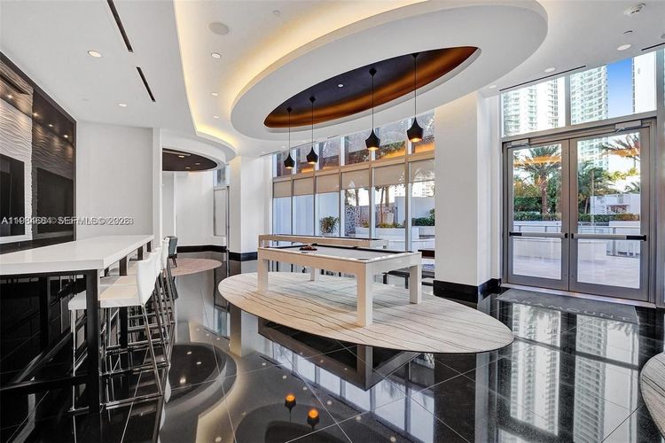 Paramount Miami Worldcenter #3601 image #41