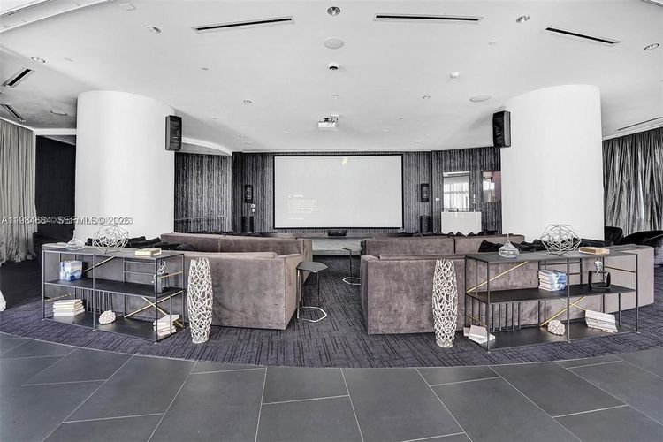 Paramount Miami Worldcenter #3601 image #44