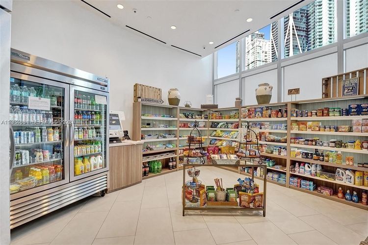 Paramount Miami Worldcenter #3601 image #47