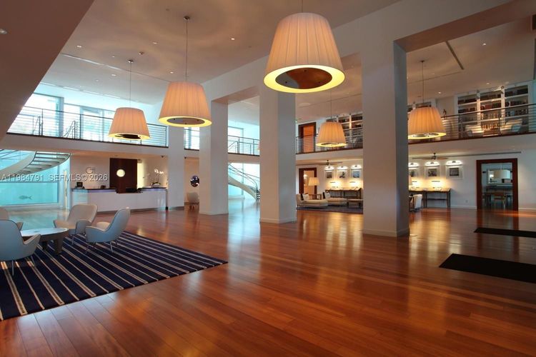 Grovenor House #1408 image #18