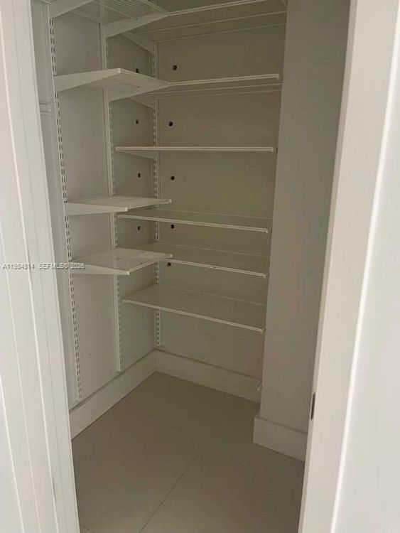 Jockey Club III #1152 image #10