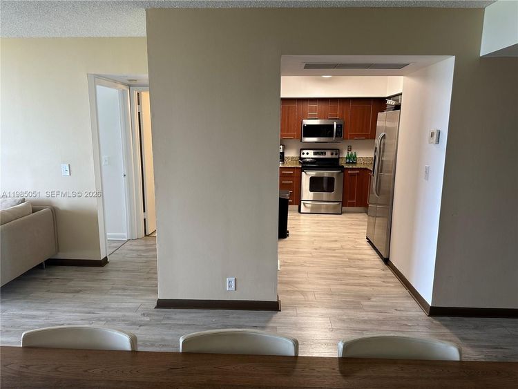 Parc Central South #1711 image #11