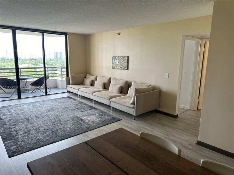 Parc Central South #1711 image #6