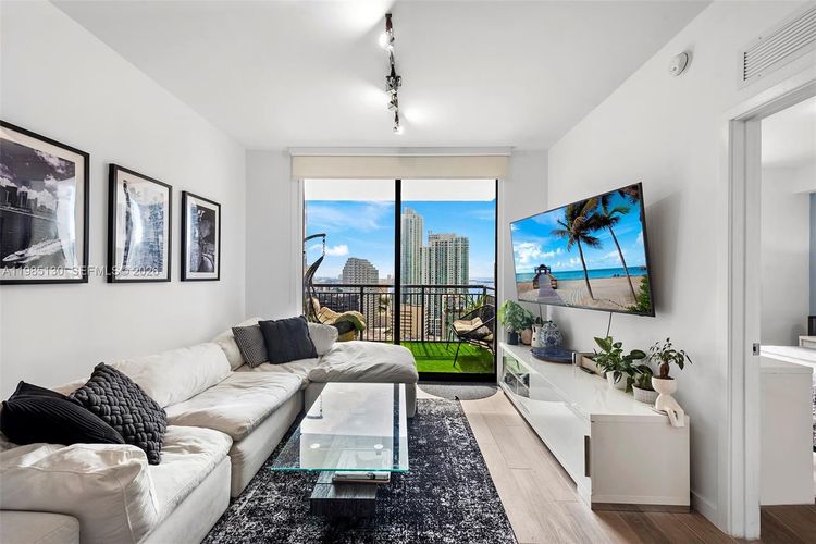 Nine at Mary Brickell Village #2908 image #12