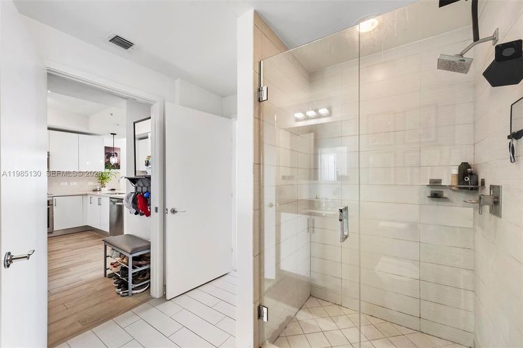 Nine at Mary Brickell Village #2908 image #20