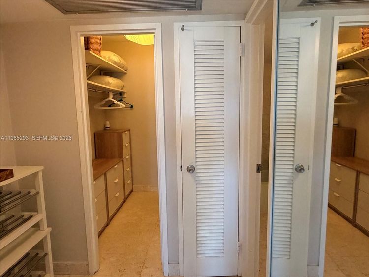 Seacoast 5700 #11A image #16