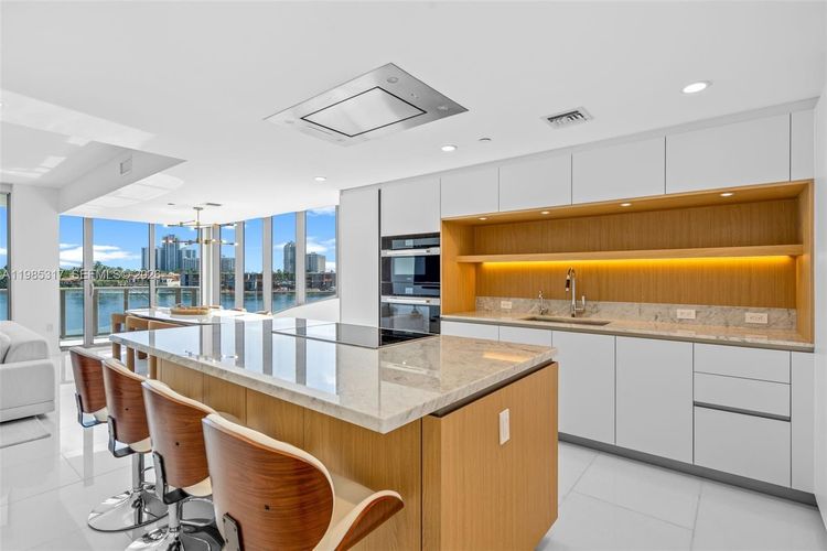 Onda Residences #406 image #11