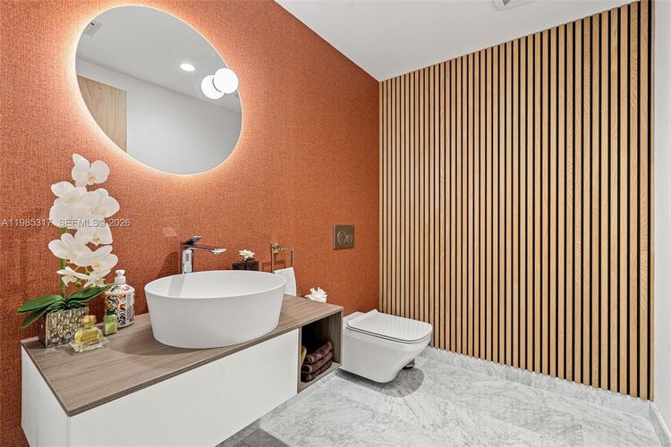 Onda Residences #406 image #19