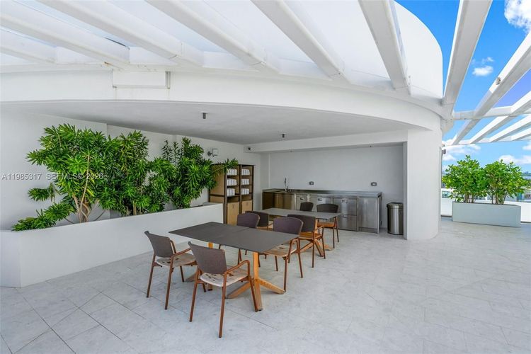 Onda Residences #406 image #48