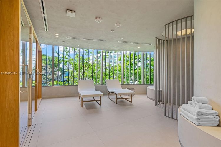 Onda Residences #406 image #51