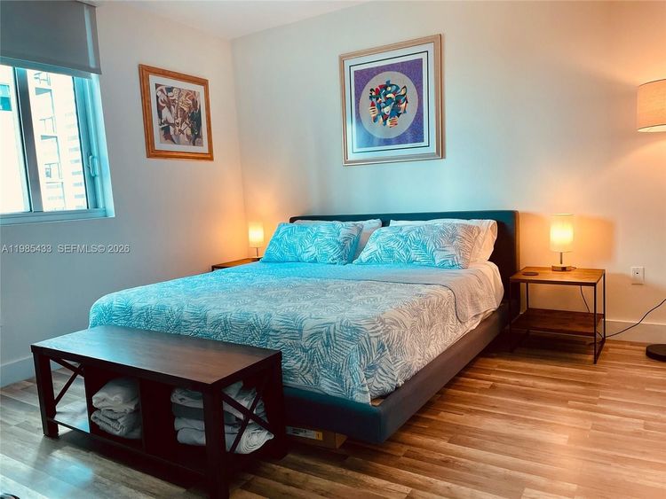 500 Brickell #1407 image #10