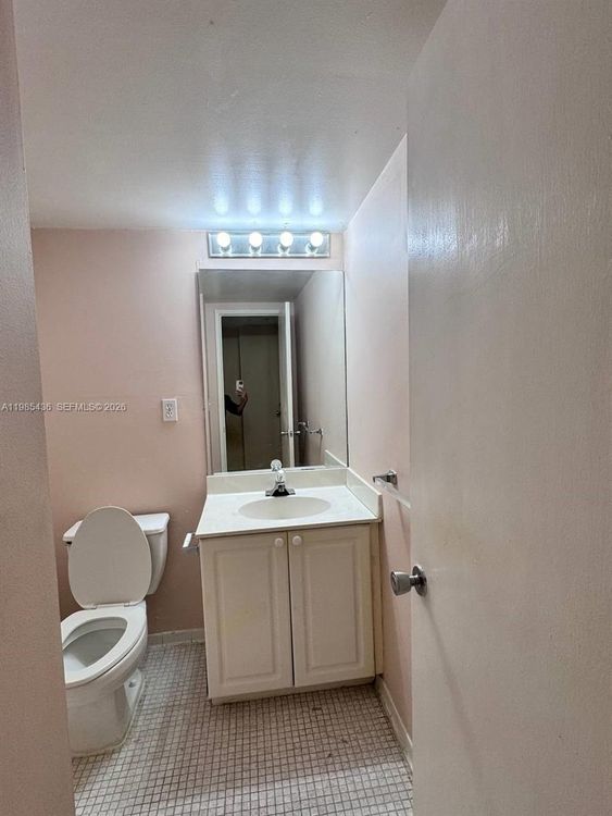 Oceanview #910 image #14