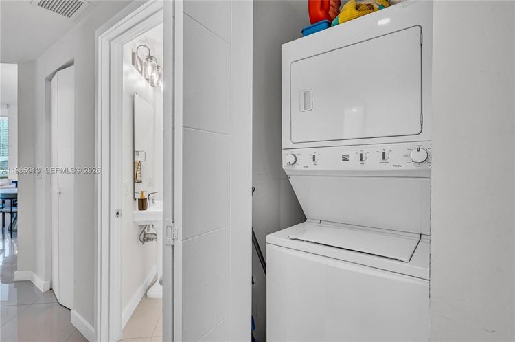 Brickell Ten #2004 image #34