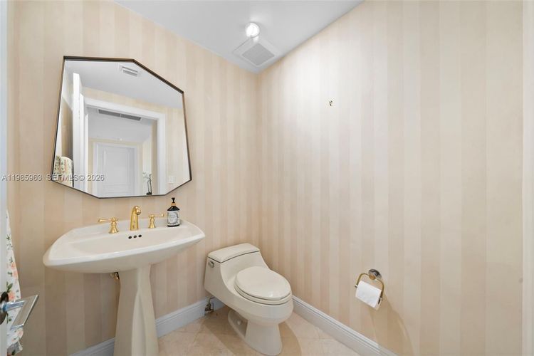 Ocean Club - Club Tower Three #1802 image #19