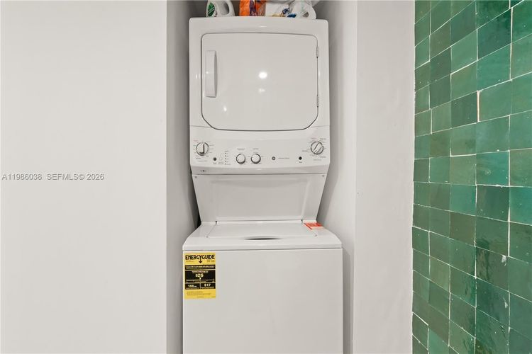 6000 INDIAN CREEK #5B image #31