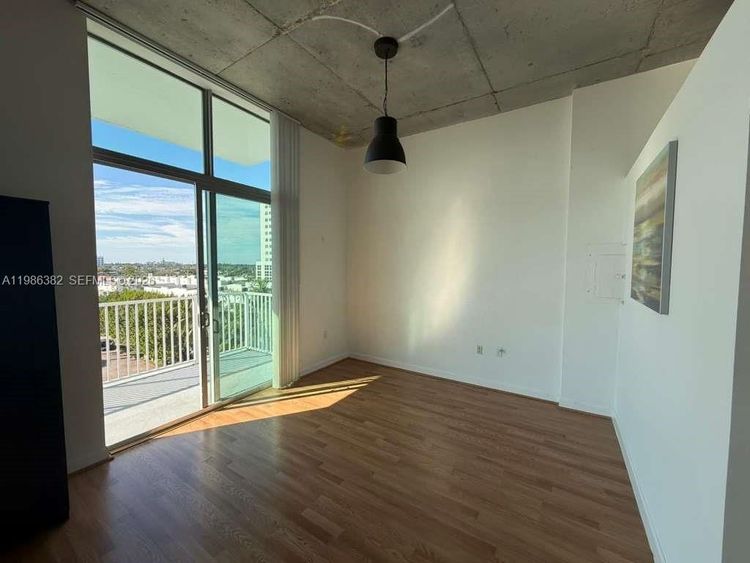 The Lofts at Hollywood Station #501 image #13