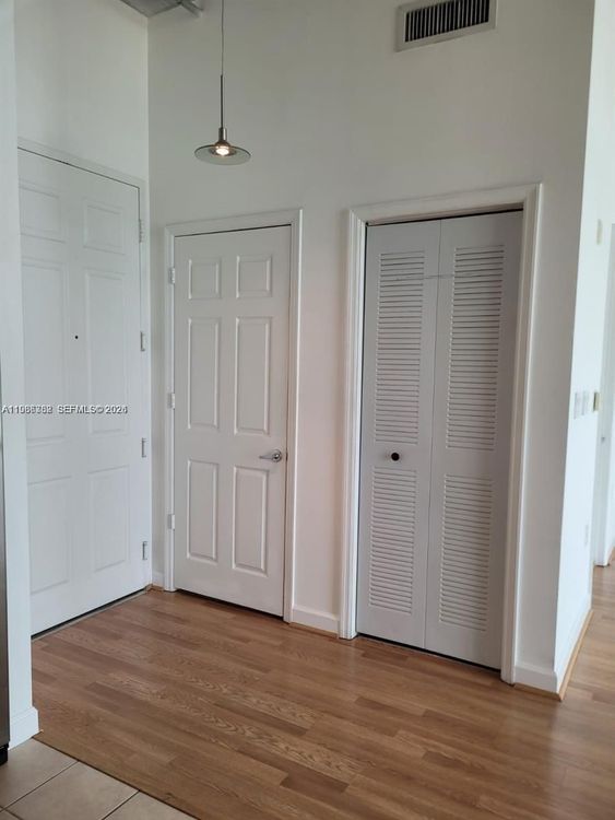 The Lofts at Hollywood Station #501 image #9