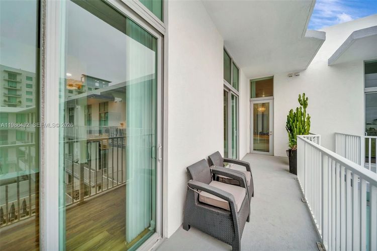 The Lofts at Hollywood Station #508 image #13