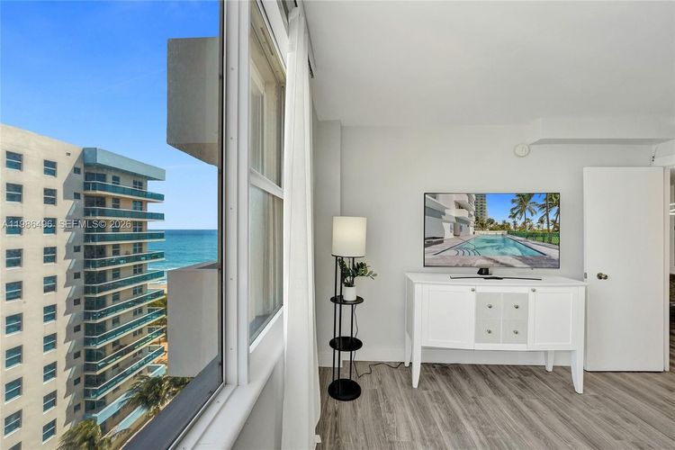 Carlisle on the Ocean #1109 image #41