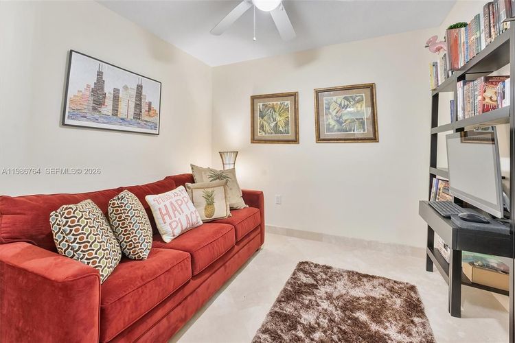 The Vue #1106 image #17