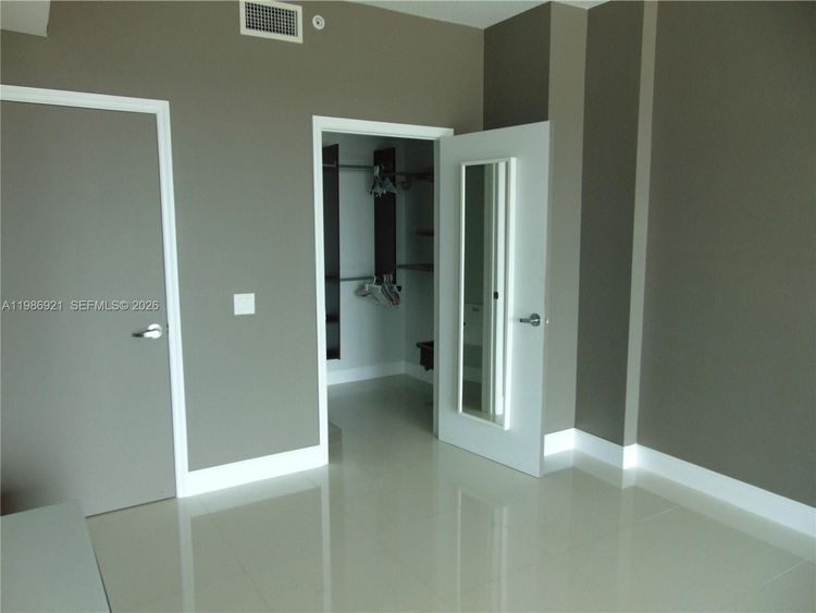 Infinity at Brickell #2619 image #11