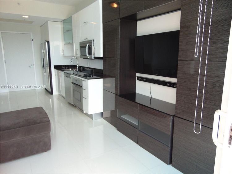 Infinity at Brickell #2619 image #23