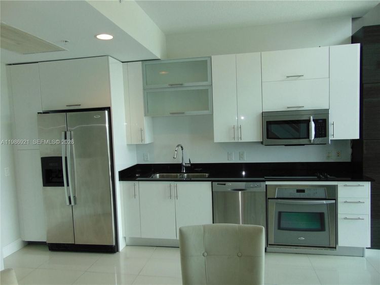 Infinity at Brickell #2619 image #9