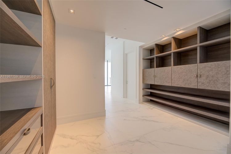 Muse #4501/4601 image #13