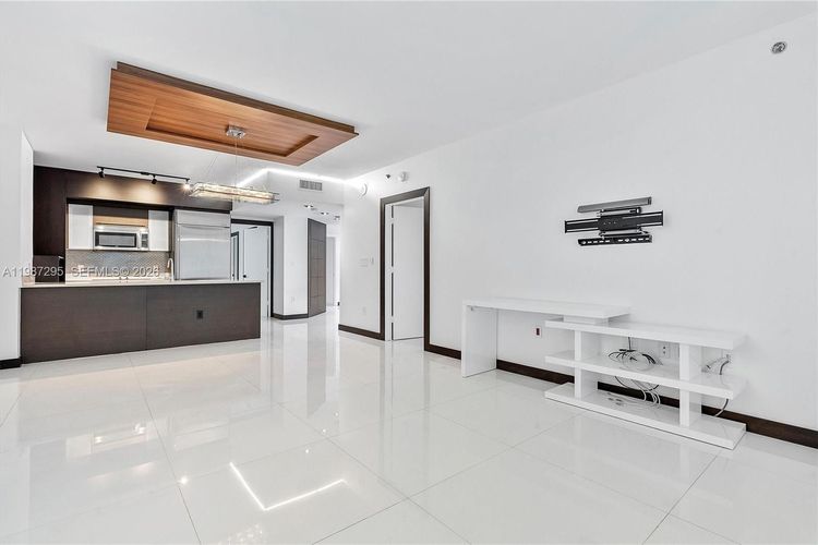 500 Brickell #1607 image #17