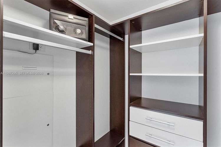 500 Brickell #1607 image #36