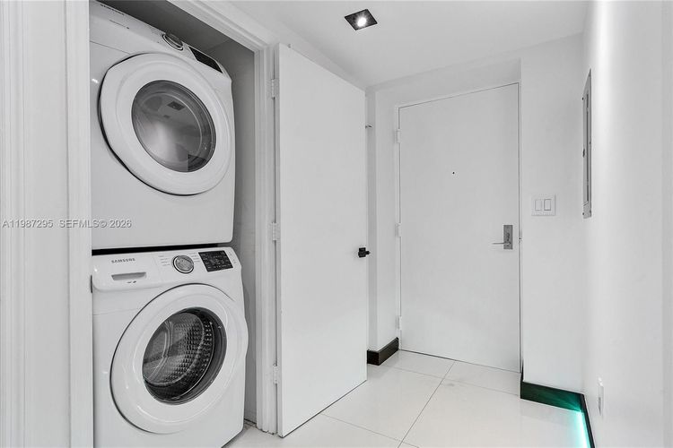 500 Brickell #1607 image #48