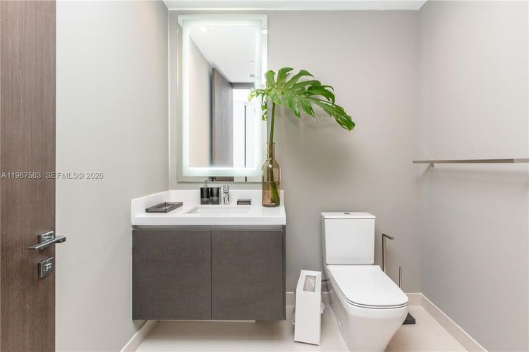 Paramount Miami Worldcenter #PH 4611 image #43