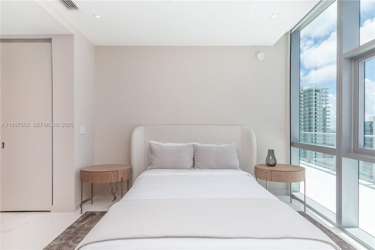 Paramount Miami Worldcenter #PH 4611 image #47