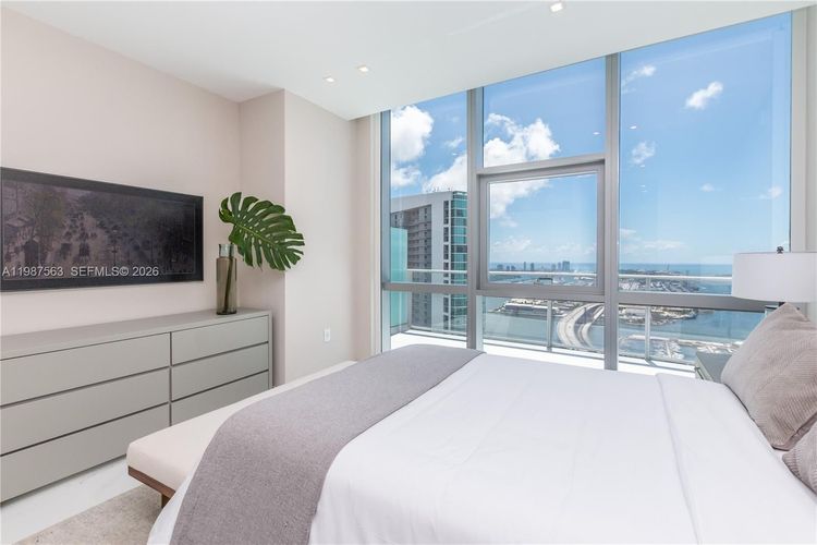 Paramount Miami Worldcenter #PH 4611 image #54