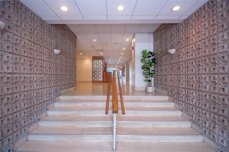 Triton Towers #1422 image #22