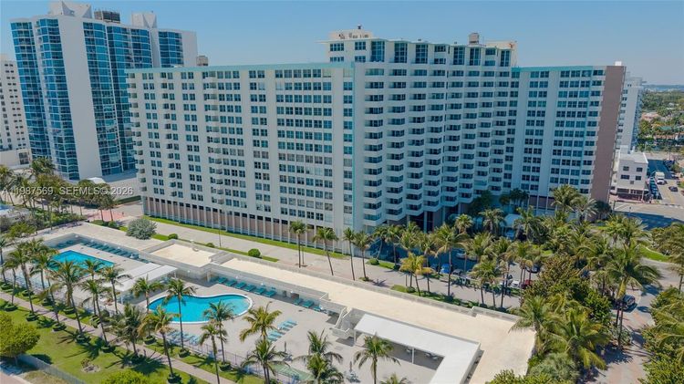 Triton Towers #1422 image #25