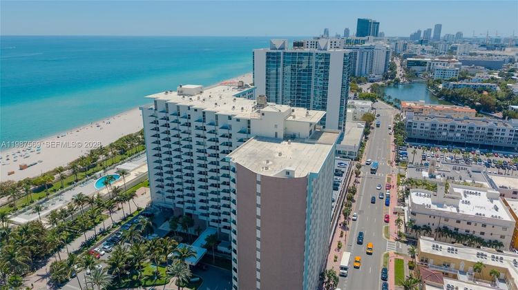 Triton Towers #1422 image #27