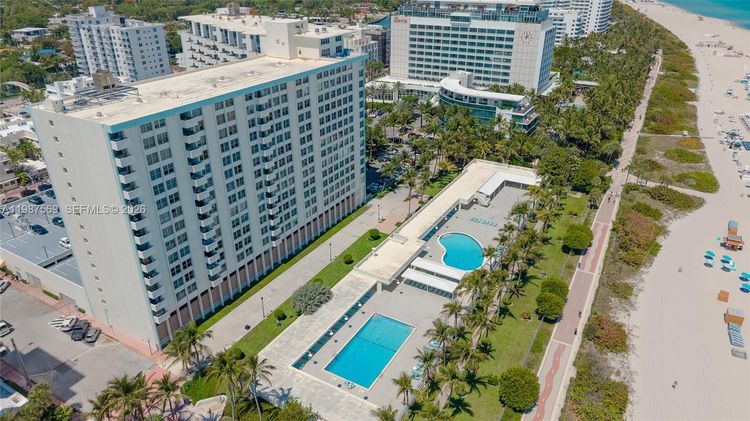 Triton Towers #1422 image #30