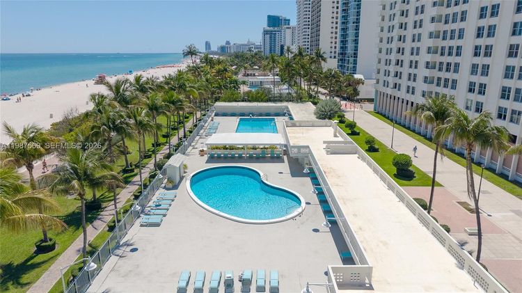 Triton Towers #1422 image #31