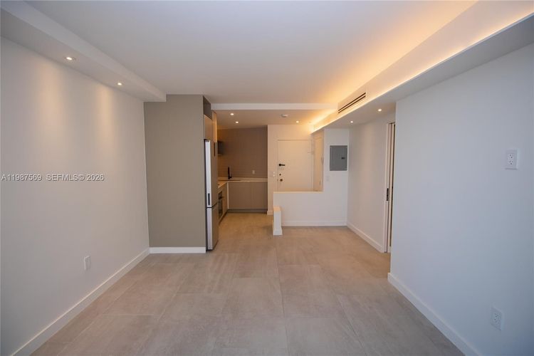 Triton Towers #1422 image #7