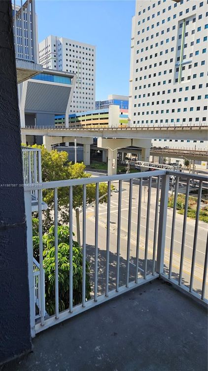 Madison Downtown #W-507 image #9