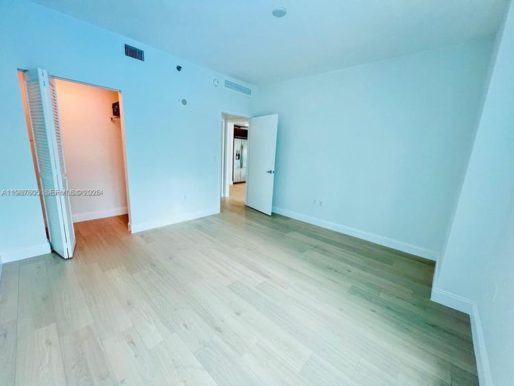 The Plaza on Brickell North #1109 image #7